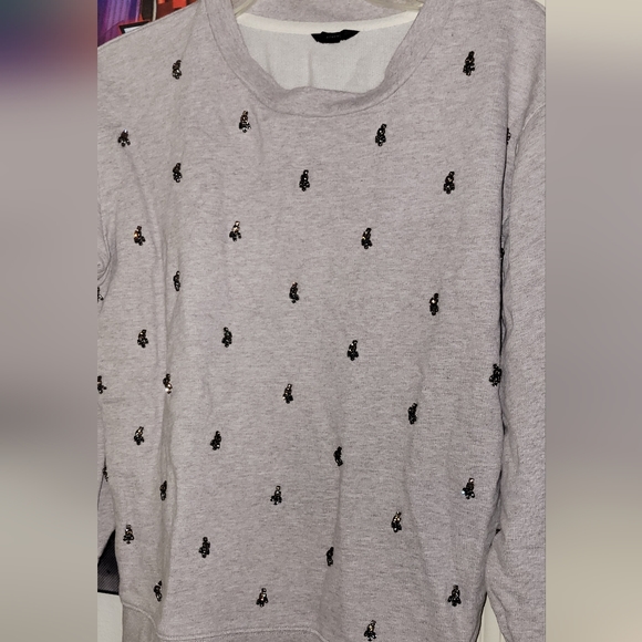 Sweater - Picture 4 of 4